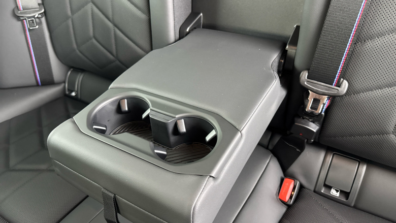 BMW 5 Series 550e xDrive M Sport Pro 4dr Auto [Tech+/Comfort+] Saloon